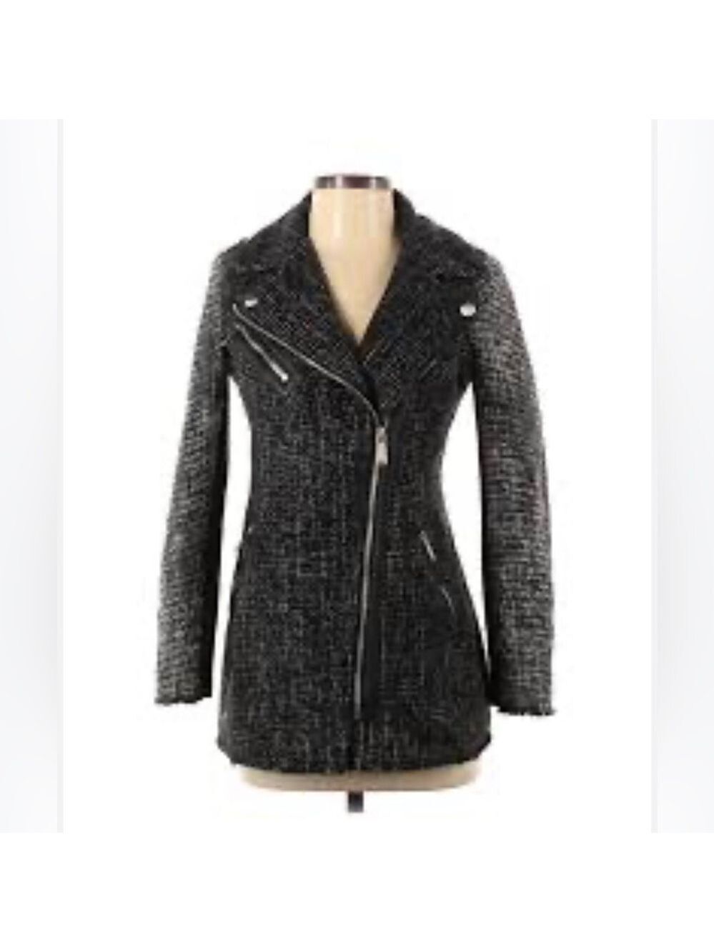 Women’s BCBG Black & White Woven Coat Size Small!
